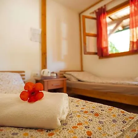 Grab Ethno Village And Camp Hotel