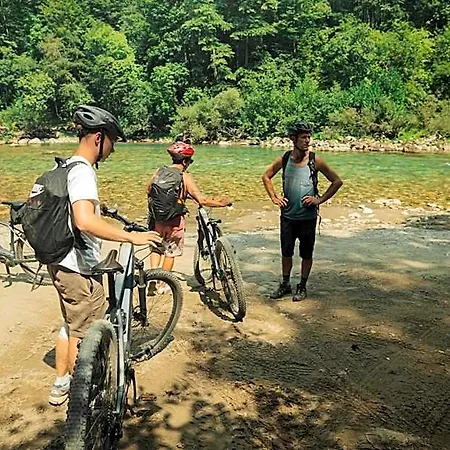 Grab Ethno Village And Camp