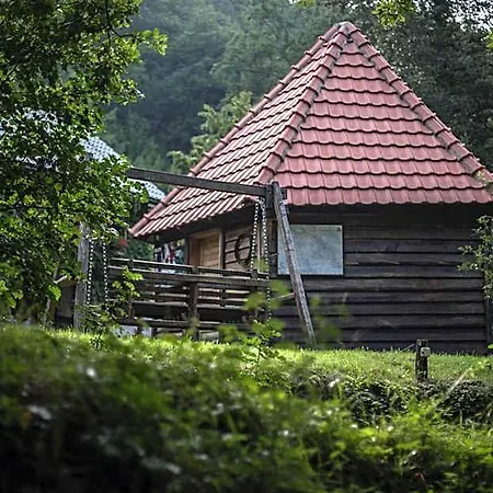 Grab Ethno Village And Camp Hotel 4*